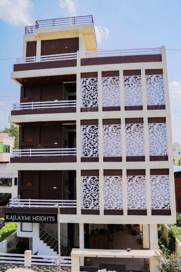 The Browns Hotel Nagpur Exterior foto
